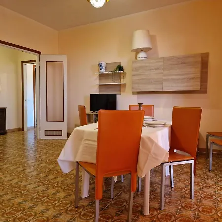דירה Milanomare-ampio E Comodo Piscina & Free Parking *